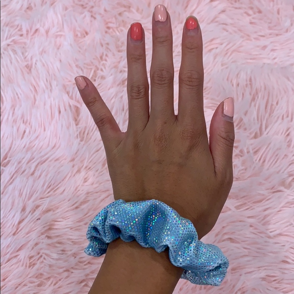 Hand-made scrunchie!